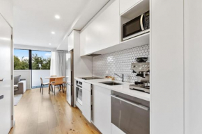 The Ridge Apartment near Beaches with Parking